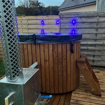 Cottage Cocooning Romantique Avec Jaccuzzi Prive Ancinnes Buitenkant foto